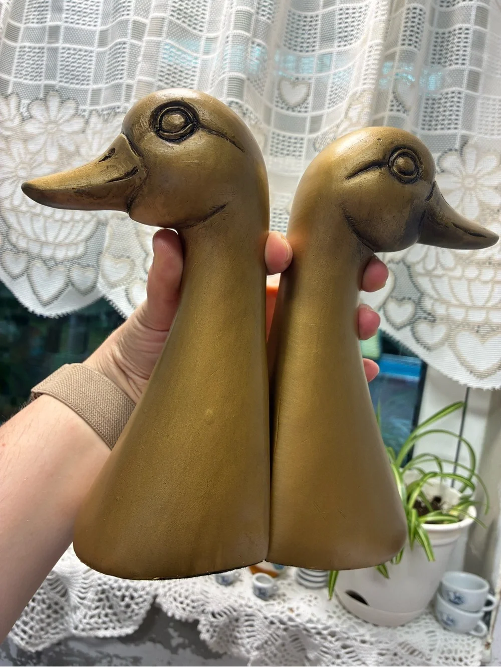 N/A pair gold